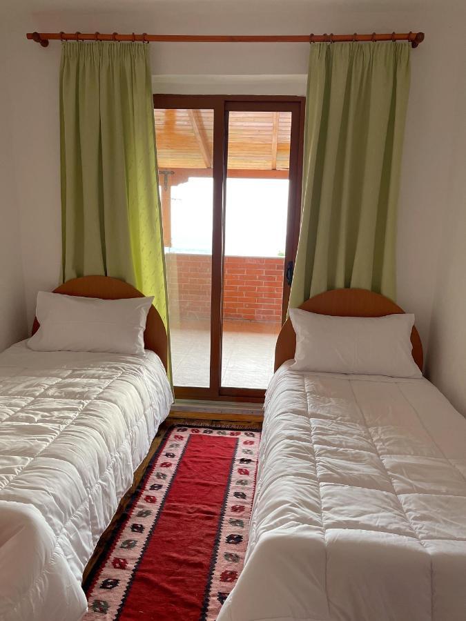 Vila 8 Крує Екстер'єр фото