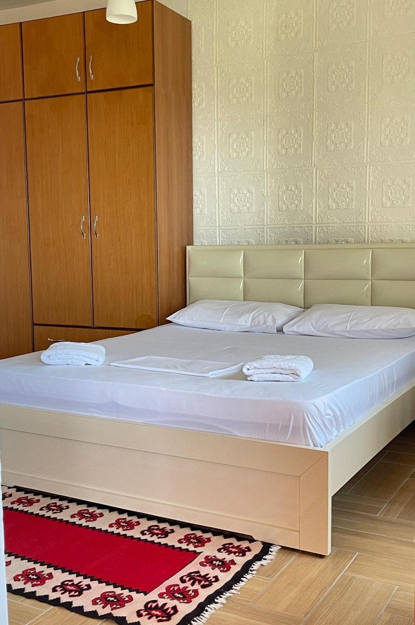 Vila 8 Крує Екстер'єр фото
